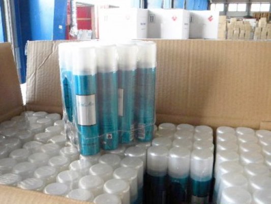 Sprayuri contrafăcute, confiscate în Portul Constanţa